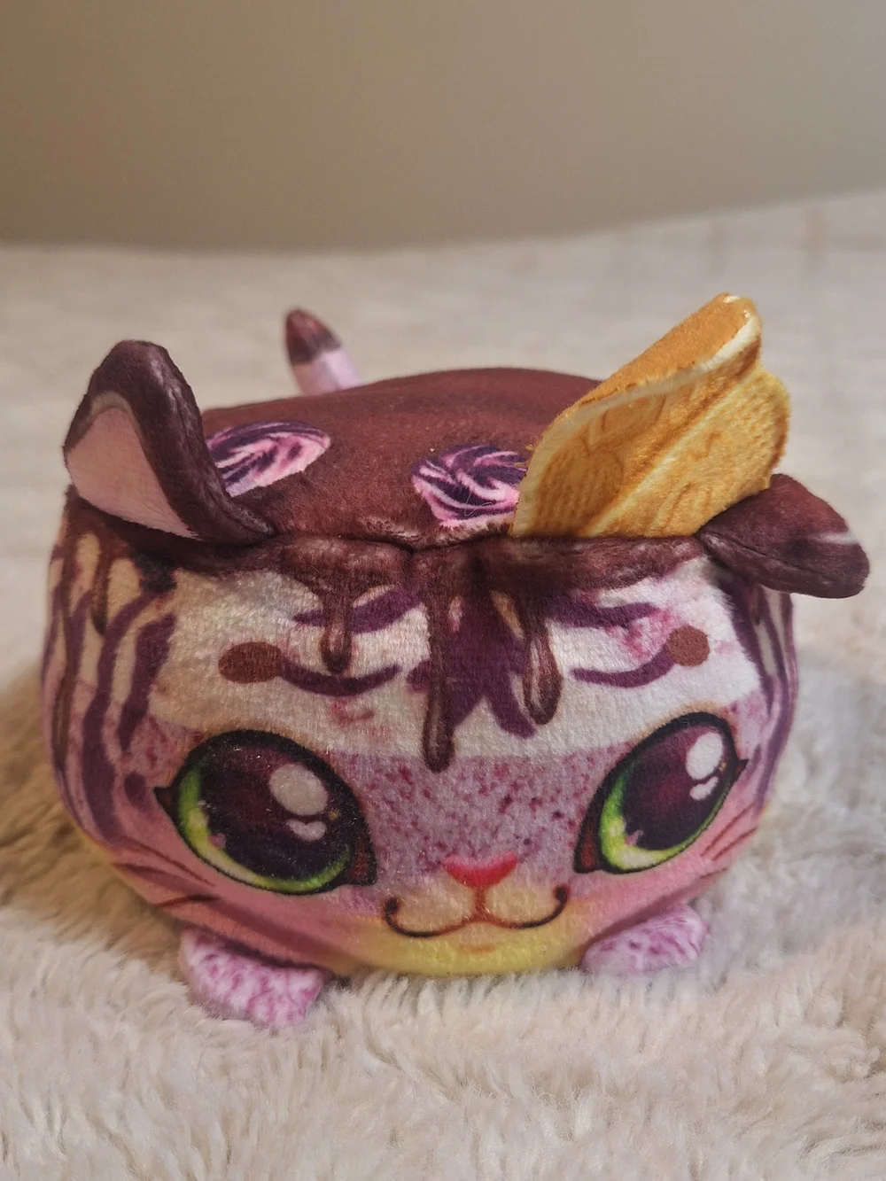 Cookeez Makery Freezy Cakez Tiger Berry Ripple